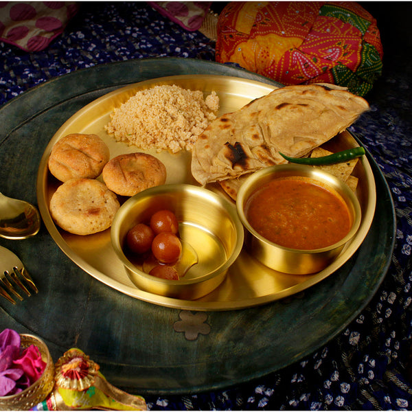 Paramparagat Upyogita Swarna Maharani 11' Pure Brass Dinner Set