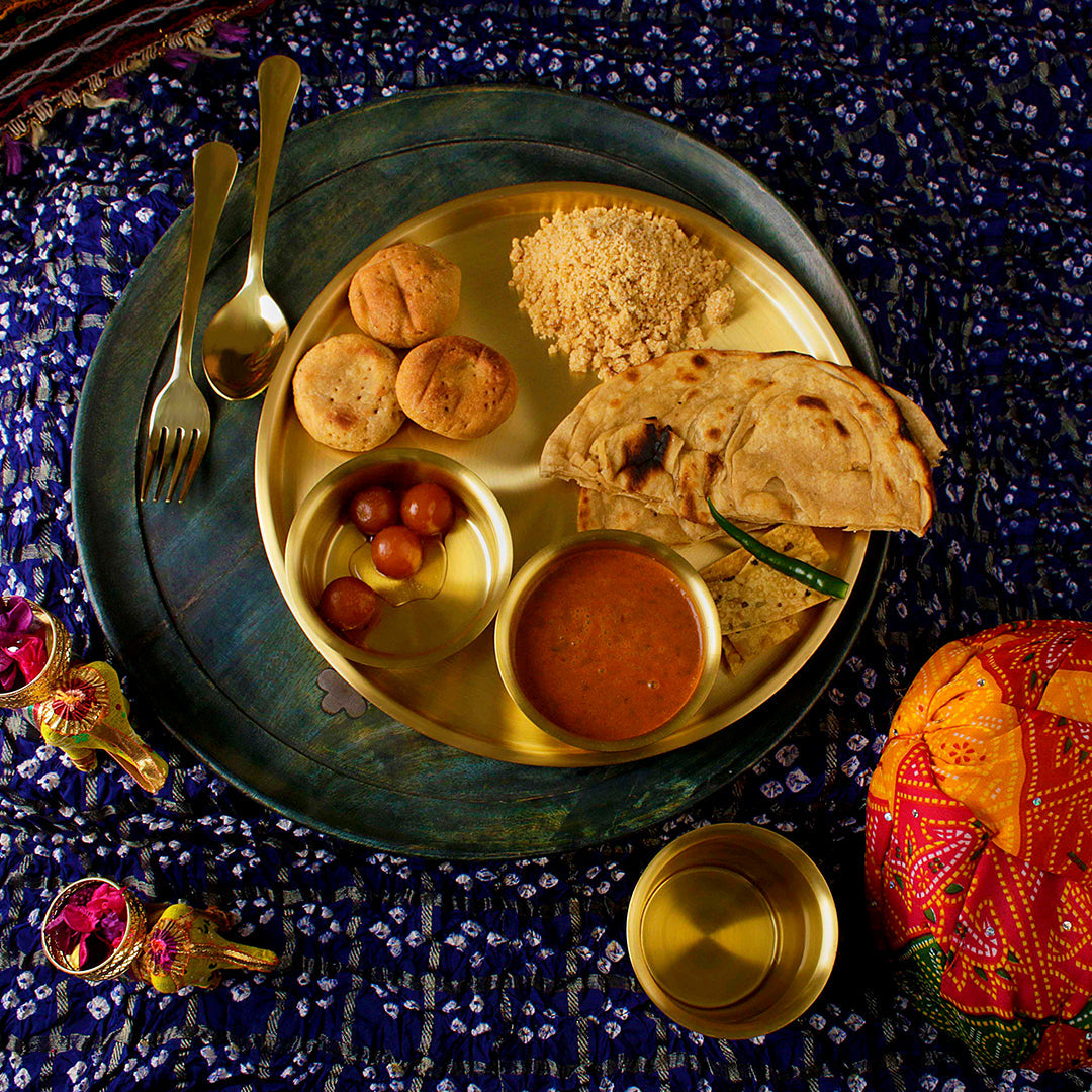 Paramparagat Upyogita Swarna Maharani 11' Pure Brass Dinner Set