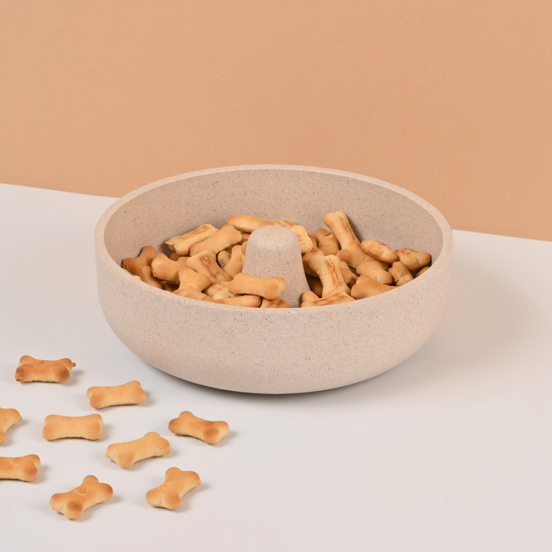 Fountain Slow Feeding Pet Bowls 940 ml